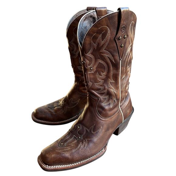 Ariat Womens "Legend Spirit" Square Toe Studs and Crosses Western Boots size 8 - Picture 15 of 16